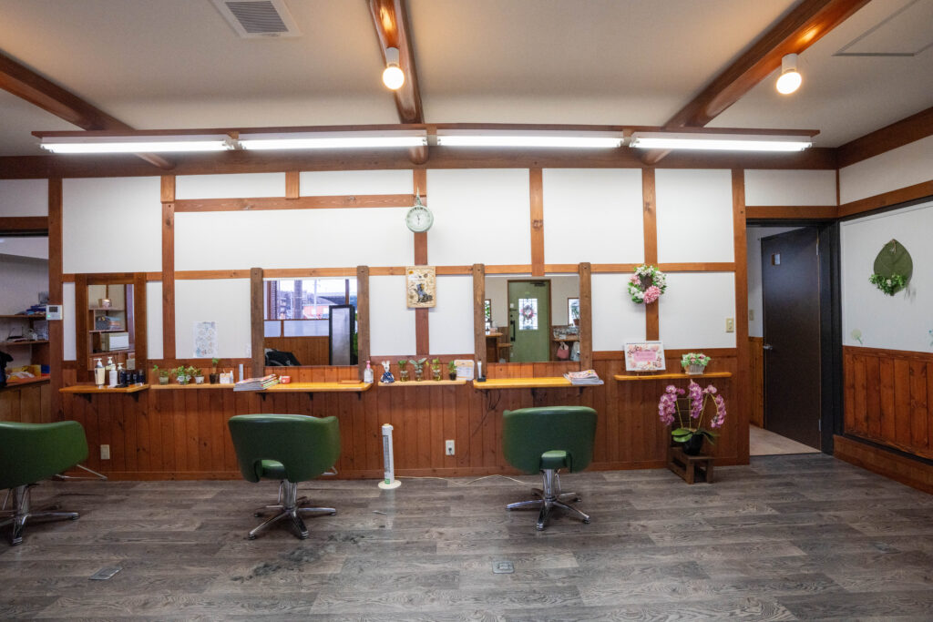 訪問理美容サービス 髪ともだち 土岐店